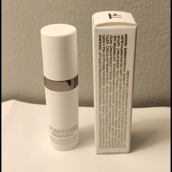 TOM FORD RESEARCH SERUM CONCENTRATE - Picture 4 of 4